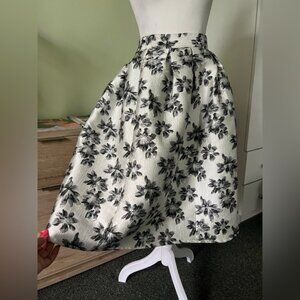 Metallic Silver & Black Flower Brocade Fabric Shimmery Fancy Cupcake Skirt Sz L